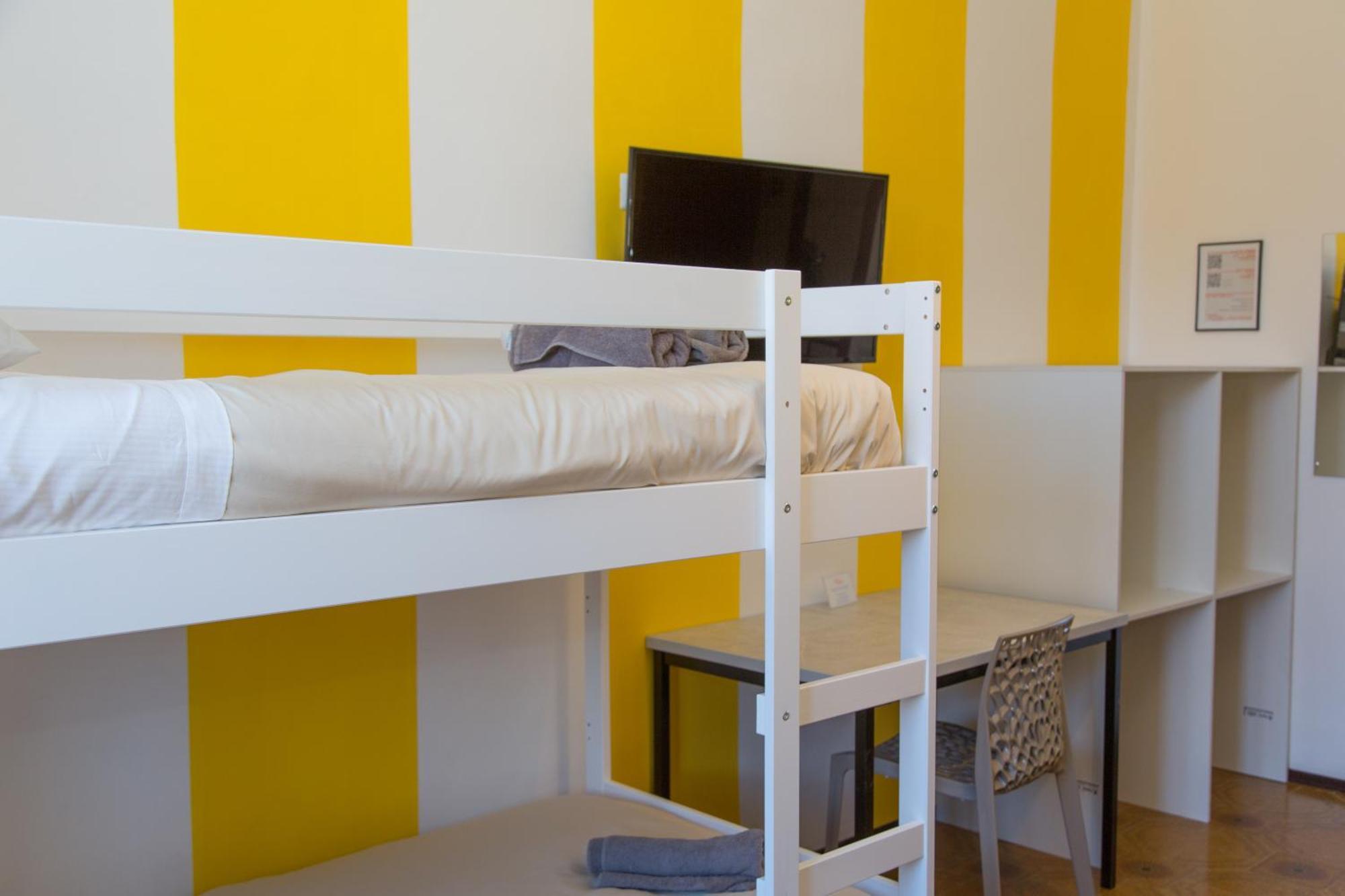 Guest House Turin Metro Young Екстер'єр фото
