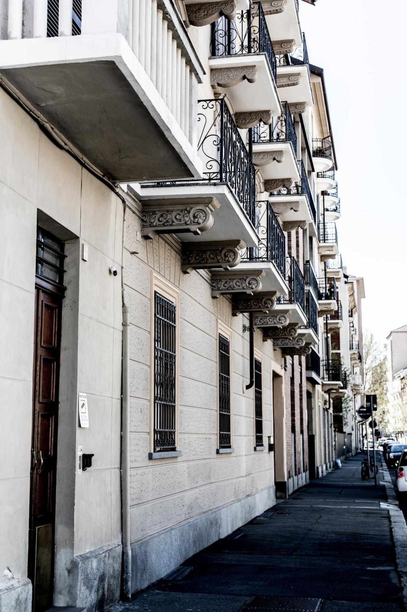 Guest House Turin Metro Young Екстер'єр фото
